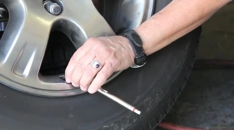How to Check Nitrogen Tire Pressure Accurately