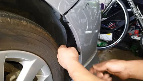 Tips for Preventing Warping In Your Car's Bumpers
