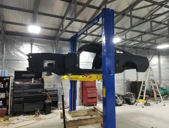 Can an Overhead Lift be Used in a Workshop With a Low Ceiling
