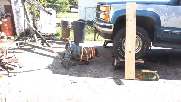 Step-by-Step Guide to Dropping a Transmission with a Floor Jack
