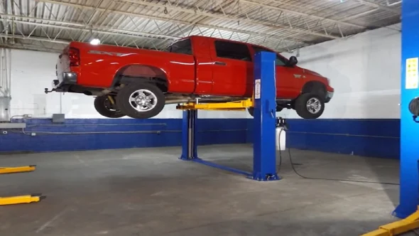 What to Consider When Choosing the Best Home Garage Car Lifts