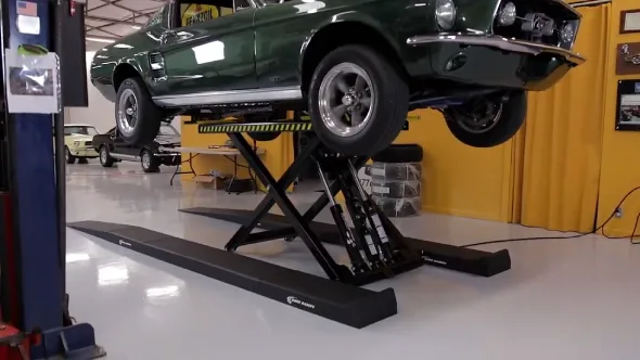 How Much Weight Can a Car Scissor Jack Lift