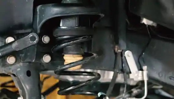 What are the Chances that the Shifter of a Jeep Wrangler got Stuck After Suspension Lifting